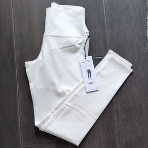 ALO Yoga Ivory Leggings sz M NWT